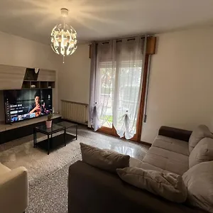  Apartment Al Piano Terra Vicino All'aeroporto.