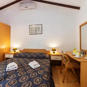 Mugeba Club Apartmán Poreč