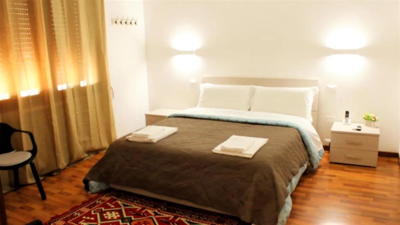 מסטרה Venice Suites 0*,  איטליה